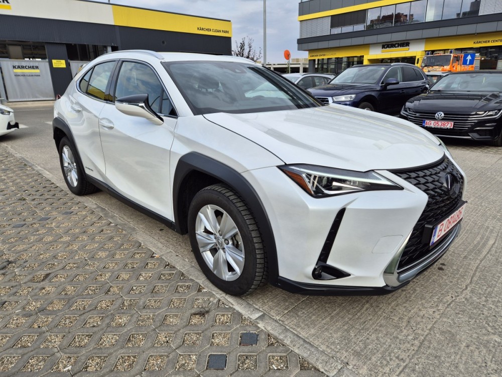 Lexus UX 250h Full Hybrid- 2022 - 31.000 km
