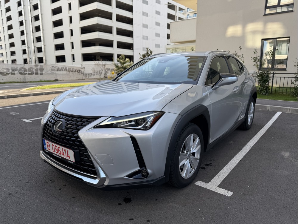 Lexus UX 250h Full Hybrid- 2021 - 77.000 km