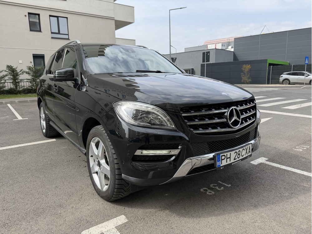 Mercedes-Benz ML 350 BlueTEC 4MATIC – 2012 – 182.000 km Mercedes-Benz ML 350 BlueTEC 4MATIC – 2012 – 182.000 km