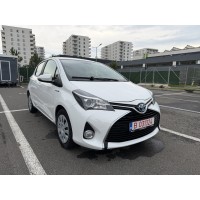 Toyota Yaris Full Hybrid 2017-74.000 km