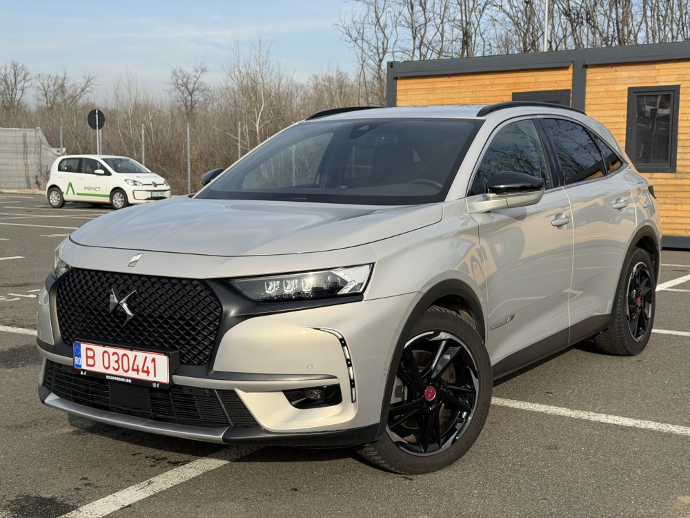 DS7 Crossback E-Tense Plug-in Hybrid Performance Line – 2022 – 48.000 km