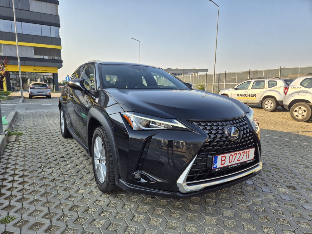 Lexus UX 2021 Neagra 43 mii km