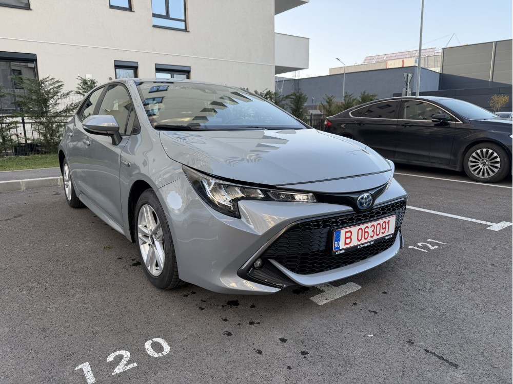 Toyota Corolla Hybrid – 2021 – 20.000 km